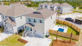 Serenity Coastal Cabana Pool At 14326 Gardenglen Drive